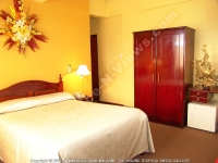 2_star_hotel_gold_nest_hotel_room.JPG