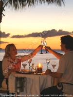 a_young_couple_enjoying_their_honeymoon_at_le_meridien_mauritius.jpg