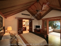 les_pavillons_hotel_mauritius_deluxe_room.jpg