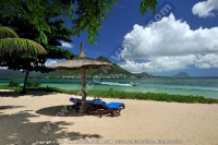 maradiva_villas_resort_and_spa_hotel_mauritius_sea_view.jpg