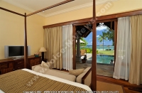 maradiva_villas_resort_and_spa_hotel_mauritius_swimming_pool_and_sea_view_from_luxury_suite_villa.jpg