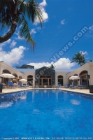 5_star_hotel_one_and_only_le_saint_geran_hotel_pool.jpg