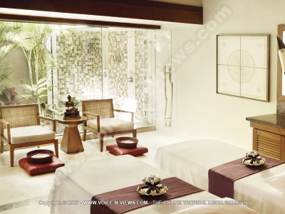 5 star hotel shanti maurice nira spa treatment with twin beds

