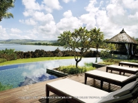 5_star_hotel_shanti_maurice_presidential_villa_pool_terrace.jpg