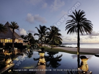 5_star_hotel_shanti_maurice_stars_sunset_pool_view.jpg