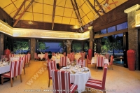 the_grand_mauritian_a_luxury_collection_resort_and_spa_mauritius_brezza_interior_at_night.jpg