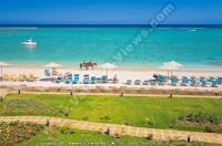 pearle_beach_hotel_mauritius_horses_and_seaside_view.jpg