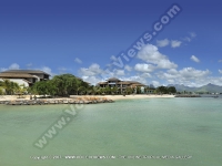 view_of_the_resort_from_the_beach_of_the_intercontinental_mauritius.jpg