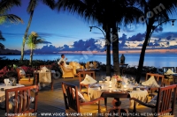le_victoria_hotel_mauritius_couple_at_la_casa_restaurant.jpg