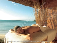 merville_beach_hotel_mauritius_lady_in_massage_room.jpg