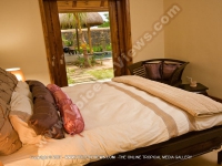 premium_villa_grand_bay_ref_16_master_bedroom.jpg
