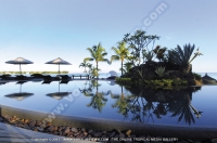 royal_palm_hotel_mauritius_sea_view_and_swimming_pool.jpg