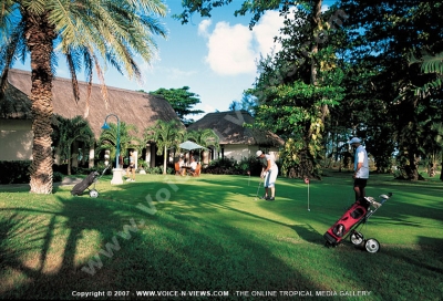 shandrani resort and spa hotel mauritius golf course
