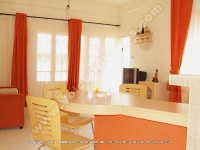 standard_apartment_pereyebere_ref_187_view_of_the_television_room.JPG