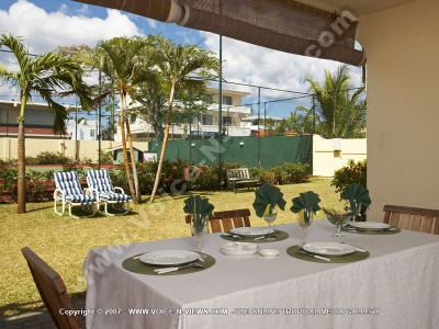 standard studio apartments pointe aux canonniers mauritius ref 110 dining
