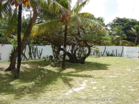 beach_villa_lydie_mauritius_garden_view.jpg