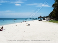 the_beach_of_le_palmiste_resort_and_spa_mauritius.jpg