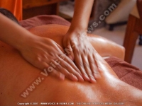 laguna_hotel_spa_massage_room.jpg