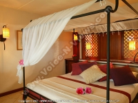 lagoon_honeymoon_room_mauritius_preskil_beach_resort.jpg