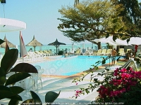 3_star_hotel_pearl_beach_hotel_view_from_pool.jpg