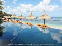 le_recif_hotel_mauritius_sea_view_and_swimming_pool.jpg