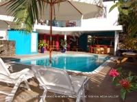 view_of_the_pool_of_hotel_les_orchidees_mauritius.jpg