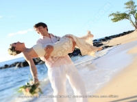 just_married_couple_on_the_private_beach_of_intercontinental_resort_mauritus.jpg