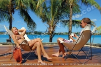 le_mauricia_hotel_mauritius_couple_relaxing_in_sunbed.jpg