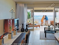le_victoria_hotel_mauritius_suite_living_room.jpg
