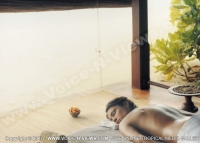 kanuhura_resort_maldives_guest_relaxing_after_massage_at_the_spa.jpg