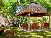 holiday-apartments-mauritius-garden-retreat-complex.jpg