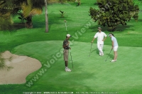 shandrani_resort_and_spa_hotel_mauritius_couple_playing_golf.jpg