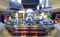 shandrani_resort_and_spa_hotel_mauritius_le_grand_port_restaurant_chef.jpg