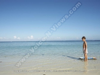 standard_beach_apartment_trou_aux_biches_mauritius_ref_115_kid_at_the_beach.jpg