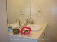 superior_beach_villa_black_river_mauritius_ref_166_bathroom.jpg