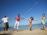 tamassa_hotel_mauritius_family_having_fun.jpg
