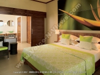 tamassa_hotel_mauritius_standard_room_and_bathroom.jpg