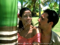 paradise_cove_hotel_mauritius_couple_in_the_garden copy.jpg
